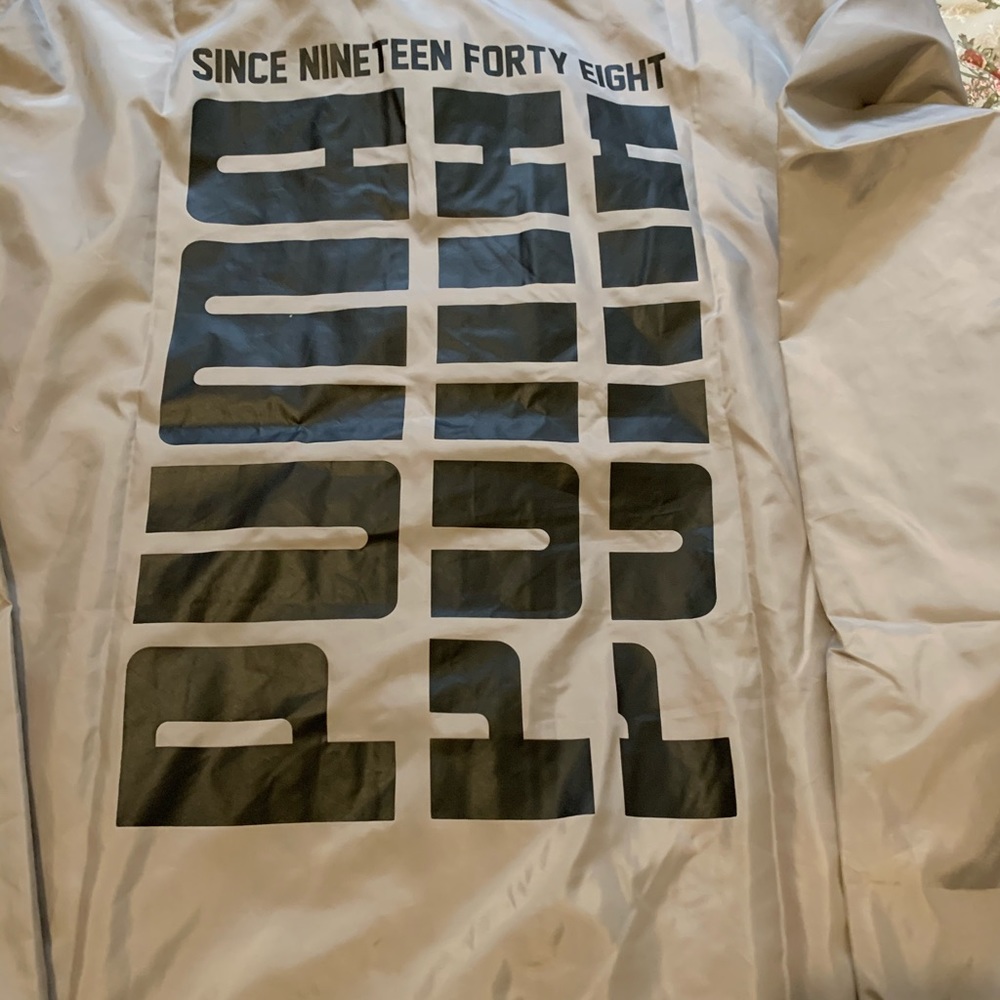 Jacket - Picture 2 of 7